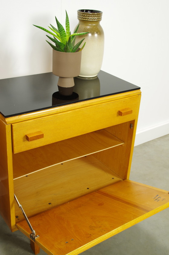 Image 1 of 2x Vintage Mezulanek nachtkastje