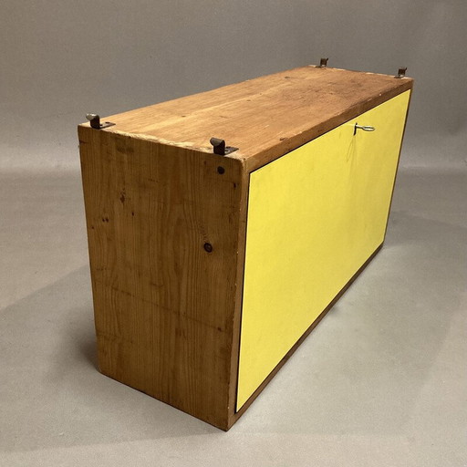 Scandinavisch vintage hangend bureau en krukje, 1950