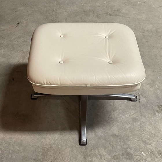 Image 1 of Vintage Lederen Draaifauteuil Met Hocker – Gustav Thams – Jaren 60