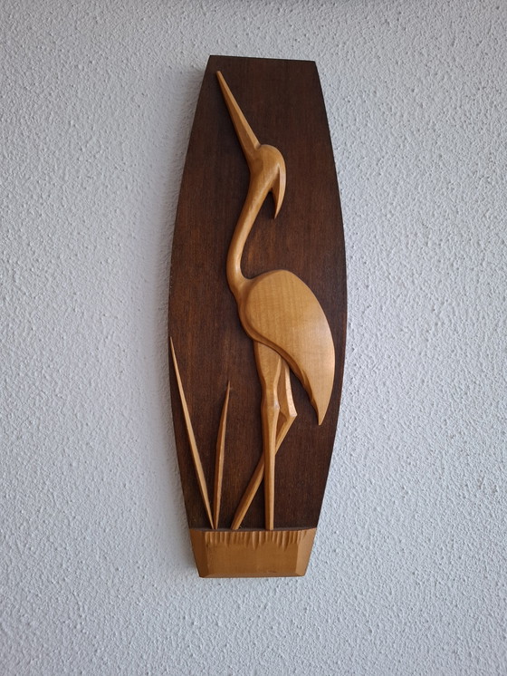 Image 1 of Houten wandtegel met relief reiger kraanvogel