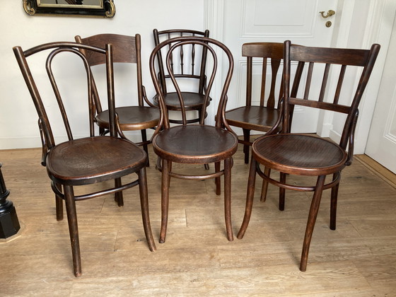 Image 1 of 6X Geselecteerde Thonet Stoelen