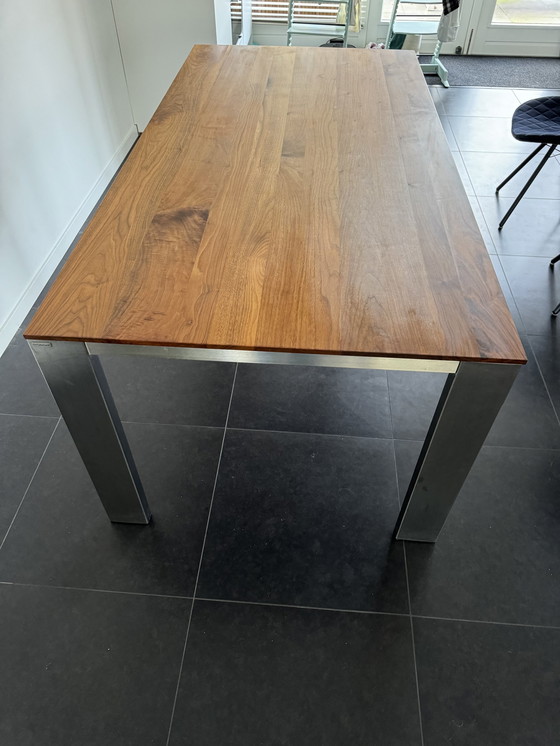 Image 1 of Bert Plantagie Eettafel Premium Notenhout Edge