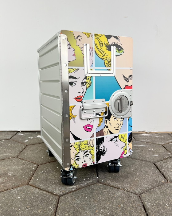 Image 1 of Originele Pop Art trolley uit luchtvaart, ca 2020