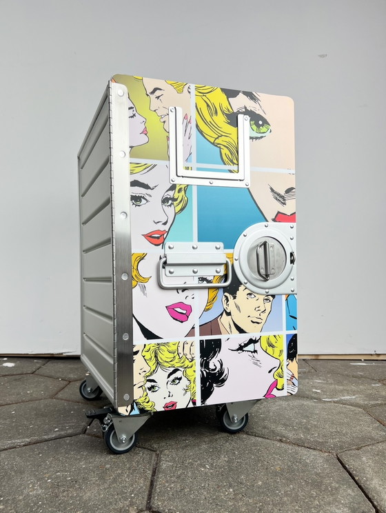 Image 1 of Originele Pop Art trolley uit luchtvaart, ca 2020