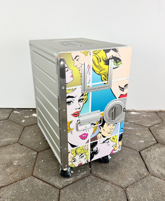 Image 1 of Originele Pop Art trolley uit luchtvaart, ca 2020