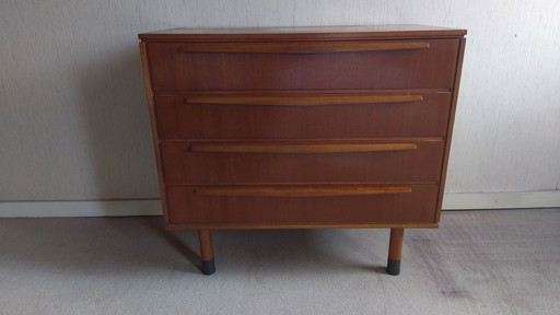 2x Vintage nachtkastjes, commode en kleerkast