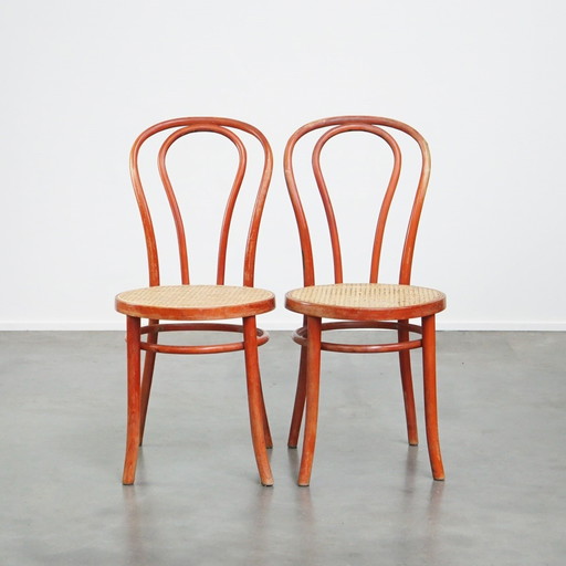 2x Rode Vintage Bistrostoelen