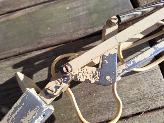 Image 1 of Zweedse Vintage Industriële Architectenlamp Lsa A101 Extra 01. Zandkleurige Bureaulamp Met Klem 1960