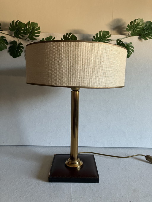 Vintage Leren Tafellamp Met Ronde Kap, Goud Kleur. 