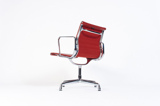 Image 1 of 4x Vitra ea108 rood leder Chroom