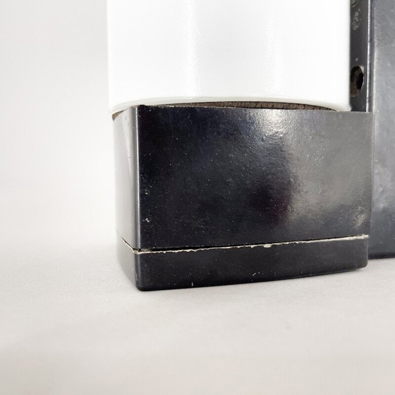 Image 1 of Vintage wandlamp in bakeliet en glas, Tsjecho-Slowakije 1960