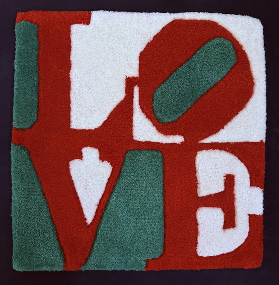 Image 1 of Robert Indiana: "Magyar Love”. Vloerkleed.