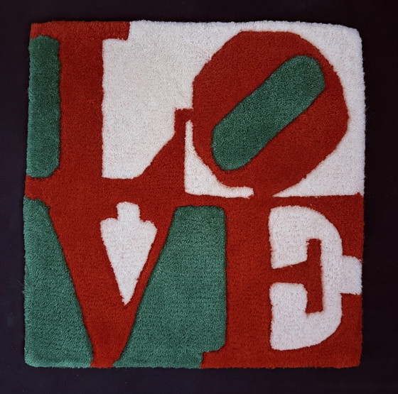 Image 1 of Robert Indiana: "Magyar Love”. Vloerkleed.