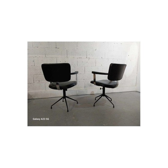 Image 1 of Paar vintage bruggen in zwart kunstleer en chroom, Italië 1950