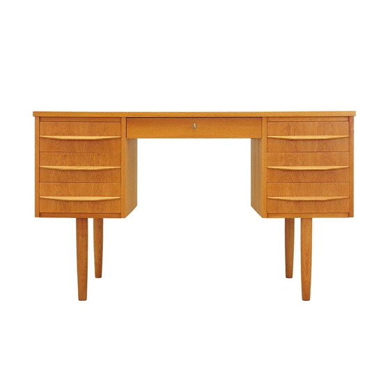 Image 1 of Essenhouten bureau, Deens ontwerp, jaren 1970, productie: Denemarken