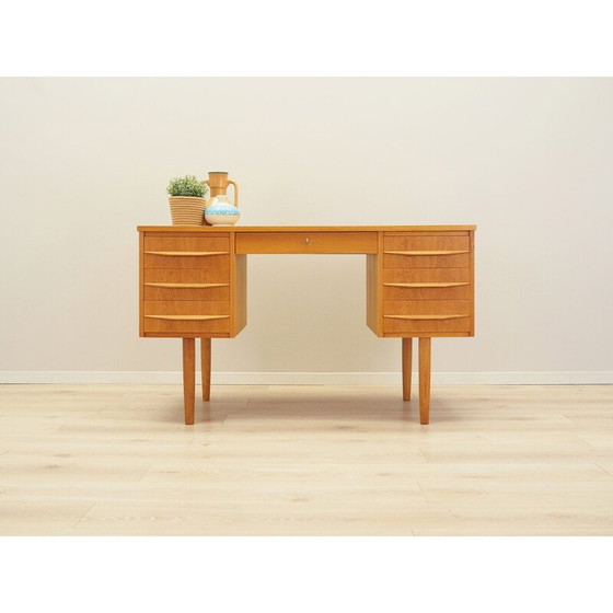 Image 1 of Essenhouten bureau, Deens ontwerp, jaren 1970, productie: Denemarken