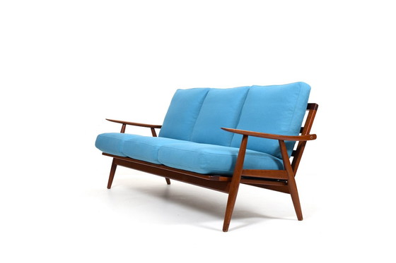 Image 1 of GE-270 Sofa in teak van Hans Wegner voor Getama, 1950