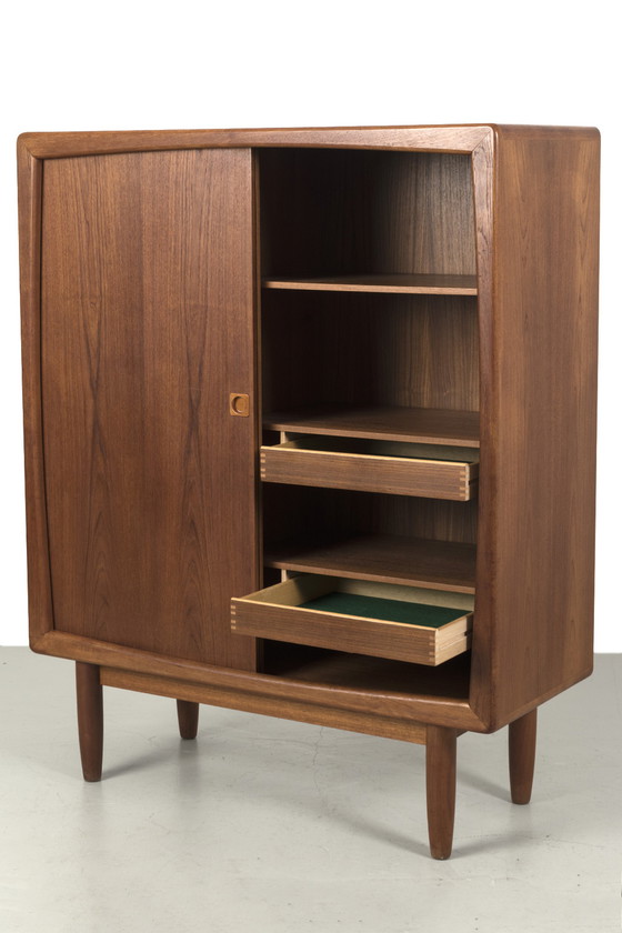 Image 1 of Deens highboard