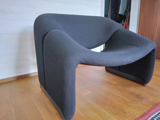 Image 1 of Artifort groovy F598 zwarte fauteuil