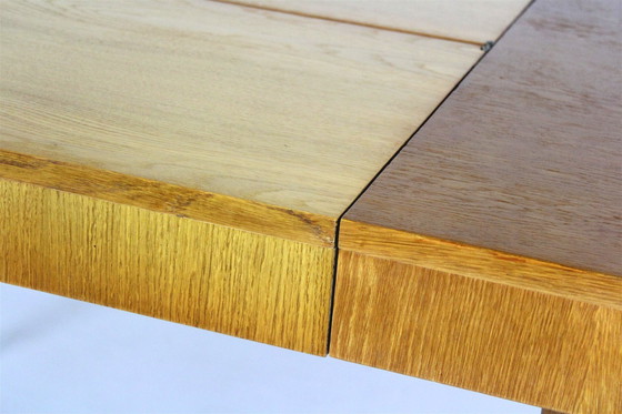 Image 1 of Gerestaureerde eikenhouten uitschuifbare eettafel van Jindřich Halabala, 1950S