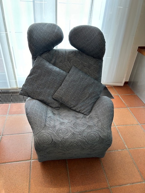 Image 1 of 2x Cassina Wink fauteuil by Toshiyuki Kita