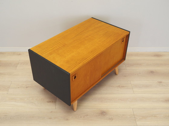 Image 1 of Essenhouten kabinet, Deens ontwerp, 1960S, Productie: Denemarken