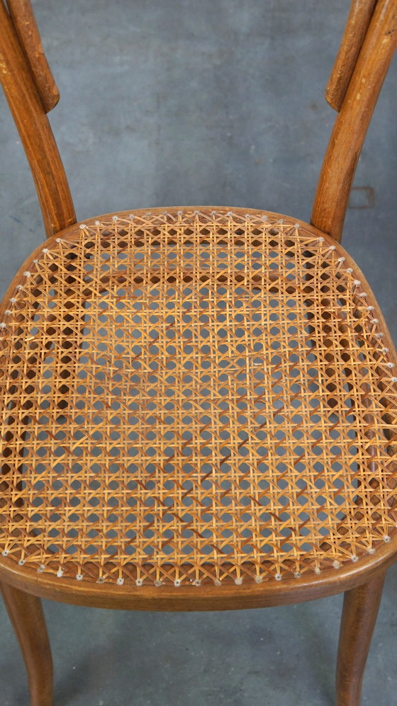 Image 1 of 2 x bruine vintage Thonet/ bistro stoel met gevlochten zitting