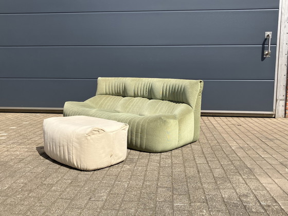 Image 1 of 100% Originele Ligne Roset Aralia Poef M. Ducaroy