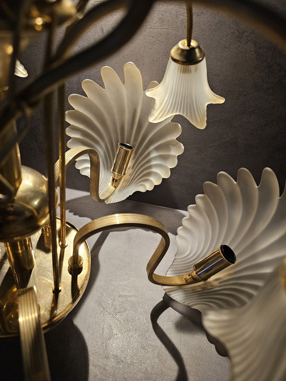 Image 1 of Messing Luster Met Frosted Glas Schelpen En Kelken