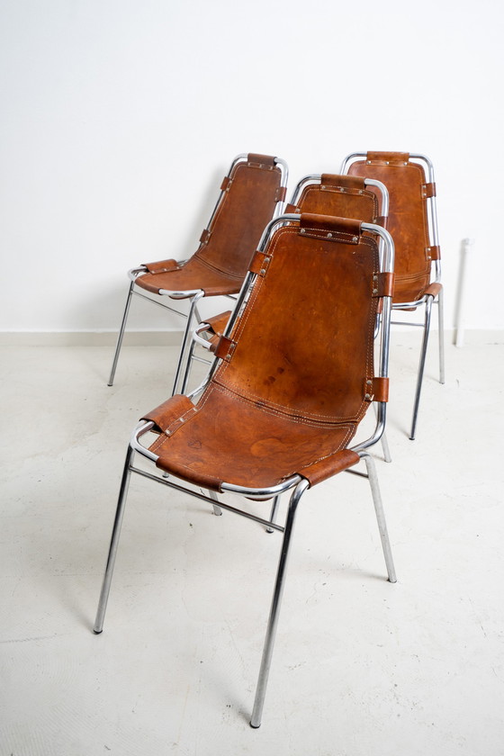 Image 1 of 4x Les Arcs stoelen geselecteerd door. Charlotte Perriand 