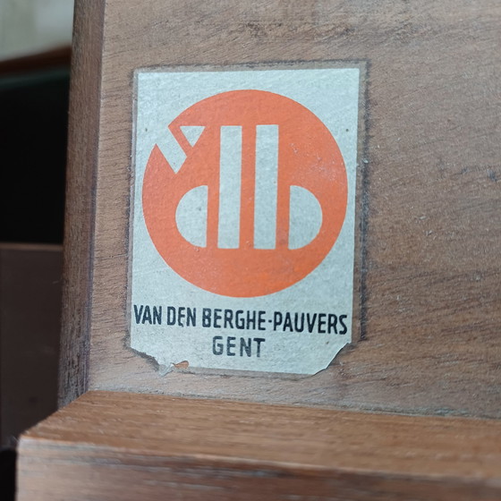 Image 1 of Vintage Uittrekbare Tafel van Den Berghe