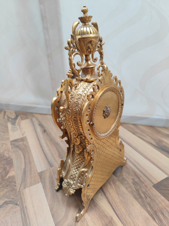 Image 1 of Enorme, rijk versierde pendule, messing, erfstuk