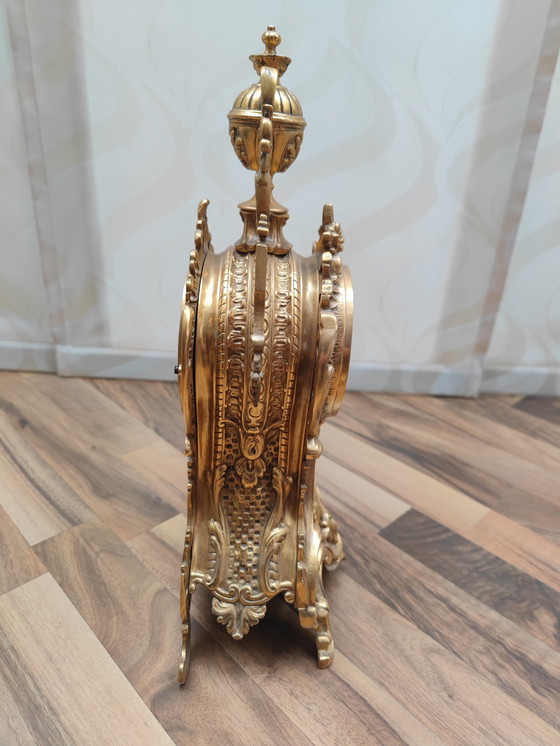 Image 1 of Enorme, rijk versierde pendule, messing, erfstuk