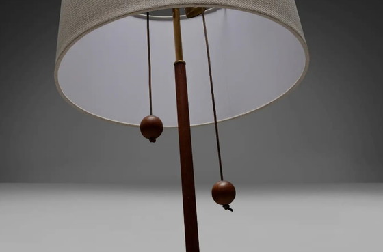 Image 1 of Driepoot vloerlamp