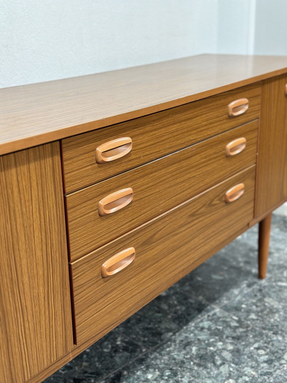 Image 1 of Vintage Engels Dressoir Schreiber Sideboard