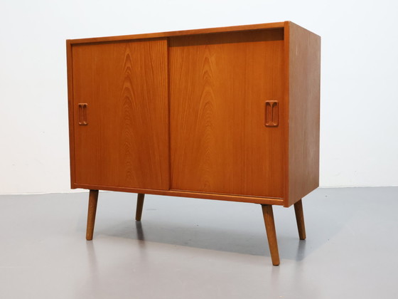 Image 1 of Vintage Dressoir Teak Schuifdeuren