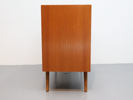 Image 1 of Vintage Dressoir Teak Schuifdeuren