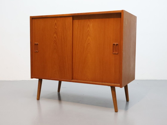 Image 1 of Vintage Dressoir Teak Schuifdeuren