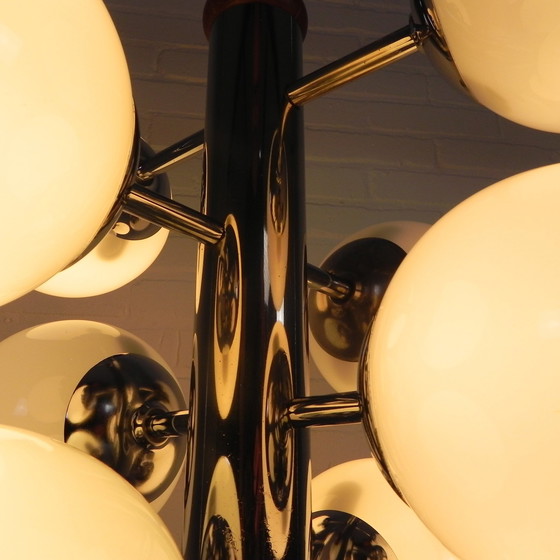 Image 1 of Chromen Vintage Hanglamp Met 9 Witte Glazen Bollen, Jaren, 60