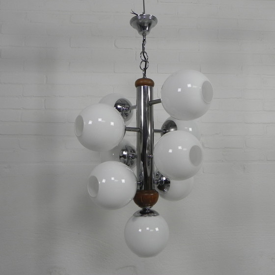 Image 1 of Chromen Vintage Hanglamp Met 9 Witte Glazen Bollen, Jaren, 60