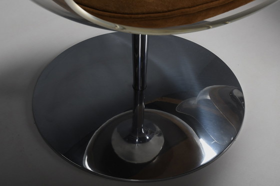 Image 1 of Vier Champagne Stoelen Van Estelle & Erwine Laverne In Suede En Lucite