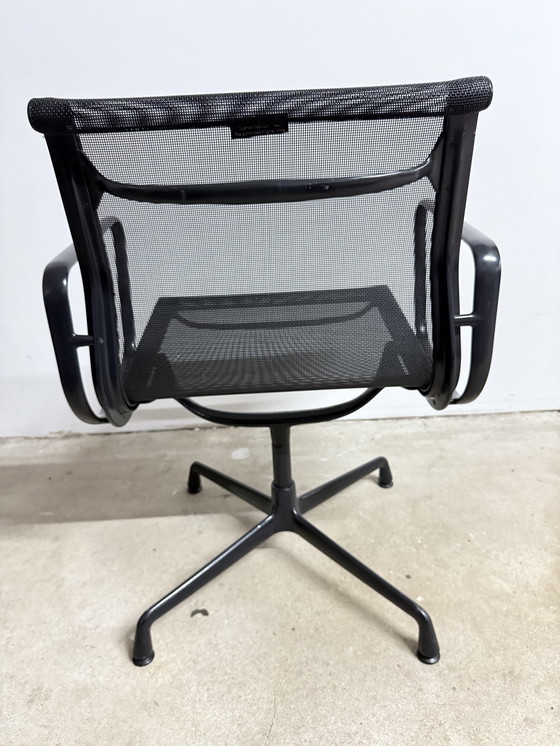 Image 1 of Vitra Eames Ea 108 Aluminium Stoel Zwart 3/3 Top & Origineel