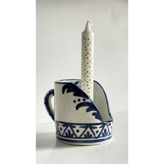 Image 1 of Vintage handkandelaar in blauw keramiek