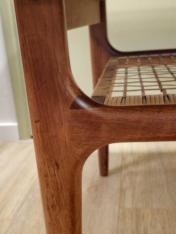 Image 1 of Vintage Deense Salontafel  Bijzettafel Teak Hout Vierkant 