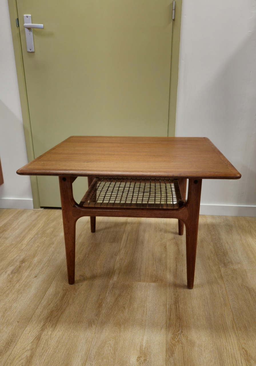 Vintage Deense Salontafel Bijzettafel Teak Hout Vierkant
