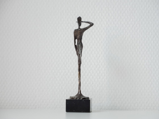 Image 1 of Corry Ammerlaan - Visie Op De Toekomst - Bronzen Beeld - Artihove