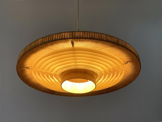 Image 1 of Raffia & notenhouten design hanglamp Temde Swiss 