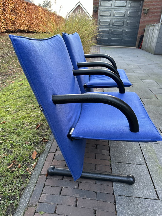 Image 1 of 2 x Arflex T - Line chairs