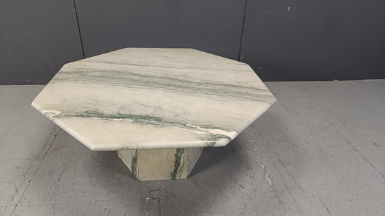 Image 1 of Vintage Octogonale Wit Marmeren Salontafel, 1970S