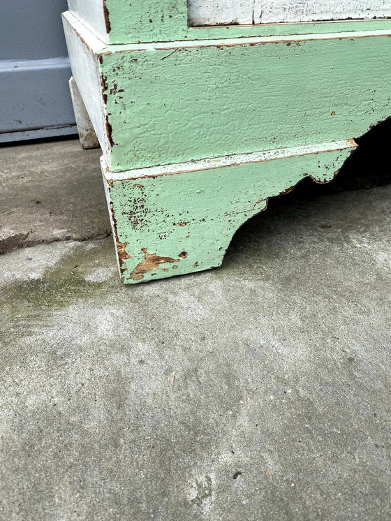 Image 1 of Brocante Meidenkast Groen Wit